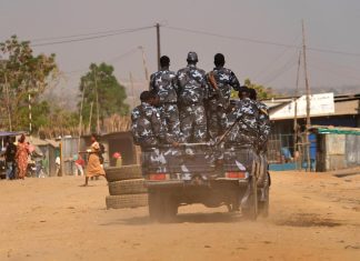 مجلس الأمن يدعو لإنهاء القتال في دولة جنوب السودان مجلس الأمن يدعو لإنهاء القتال في دولة جنوب السودان
