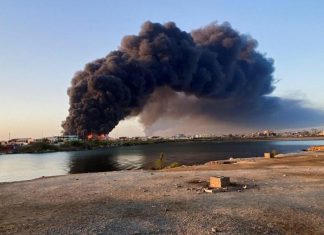 مسيّرات تهاجم بورتسودان و14 قتيلاً بشمال دارفور مسيّرات تهاجم بورتسودان و14 قتيلاً بشمال دارفور