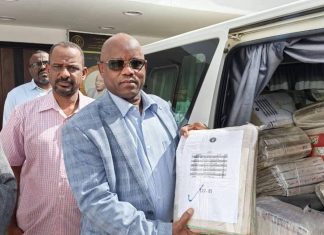 مؤسسة حكومية في السودان تستعيد ملفات ضخمة بعد عامين من الحرب مؤسسة حكومية في السودان تستعيد ملفات ضخمة بعد عامين من الحرب