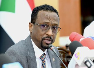 السودان يدعو الإتحاد الإفريقي لإتخاذ خطوة عاجلة السودان يدعو الإتحاد الإفريقي لإتخاذ خطوة عاجلة