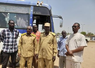 مدير سنار يشهد برنامج العودة الطوعية للوافدين مدير سنار يشهد برنامج العودة الطوعية للوافدين