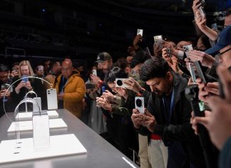 “غلاكسي إس 25 إدج”: تضحية سامسونغ من أجل الأناقة "غلاكسي إس 25 إدج": تضحية سامسونغ من أجل الأناقة