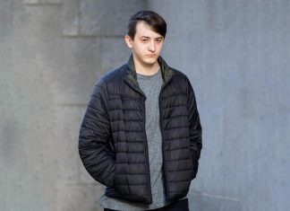 هاكر مراهق يخترق الـ”سي آي إيه” دفاعًا عن فلسطين هاكر مراهق يخترق الـ"سي آي إيه" دفاعًا عن فلسطين