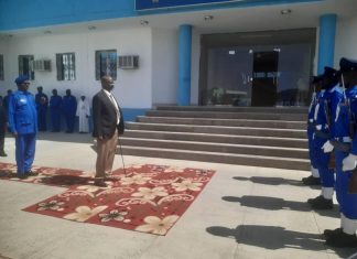 والي الشمالية يهنئ الشرطة والمخابرات بعيد الأضحى والي الشمالية يهنئ الشرطة والمخابرات بعيد الأضحى