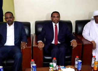 رئيس الوزراء يثمن دور المخابرات في حماية البلاد رئيس الوزراء يثمن دور المخابرات في حماية البلاد