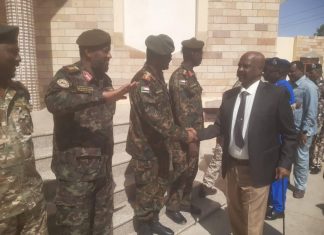 والي الشمالية يتفقد دنقلا ويهنئ بعيد الأضحى والي الشمالية يتفقد دنقلا ويهنئ بعيد الأضحى