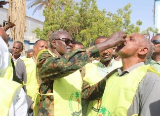 والي الخرطوم يدشن حملة تطعيم ضد الكوليرا والي الخرطوم يدشن حملة تطعيم ضد الكوليرا