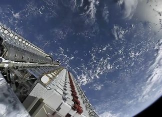 أقمار إيلون ماسك تتعرض للسقوط بسبب العواصف الشمسية أقمار إيلون ماسك تتعرض للسقوط بسبب العواصف الشمسية