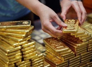 أسعار الذهب تسجل أعلى مستوياتها القياسية في شهرين أسعار الذهب تسجل أعلى مستوياتها القياسية في شهرين