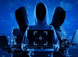 قراصنة يهددون بنشر رسائل لمساعدي ترامب وإيران متهمة قراصنة يهددون بنشر رسائل لمساعدي ترامب وإيران متهمة