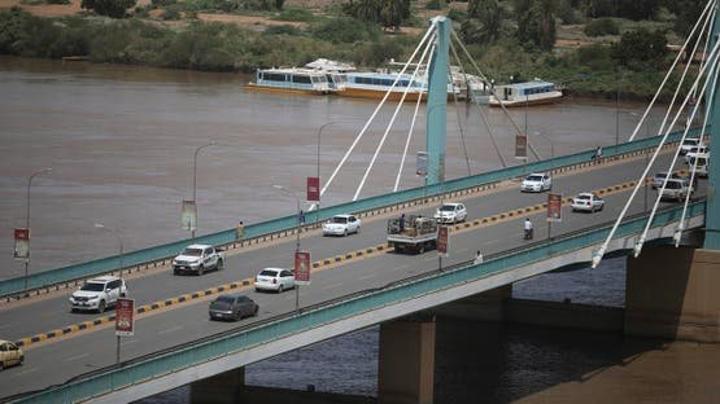 الشرطة.. رؤية جديدة لتأمين جسور الخرطوم الشرطة.. رؤية جديدة لتأمين جسور الخرطوم