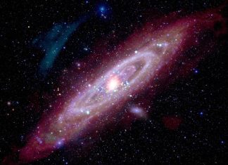 ناسا تعرض صورة جديدة لجارتنا الأقرب مجرة “المرأة المسلسلة” ناسا تعرض صورة جديدة لجارتنا الأقرب مجرة "المرأة المسلسلة"