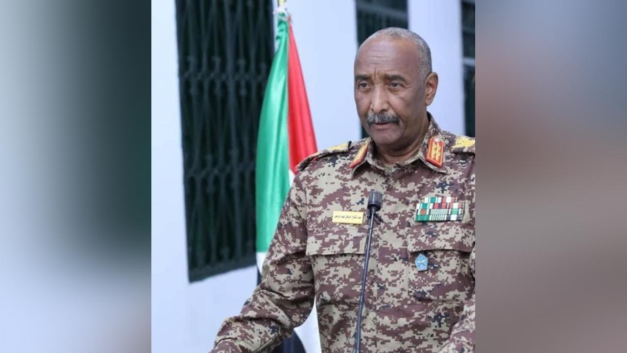 البرهان يحدد نصيب حركات السلام من المالية والمعادن البرهان يحدد نصيب حركات السلام من المالية والمعادن