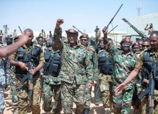 البرهان.. توجيهات بـ “اجتياح شامل” في كل محاور القتال البرهان.. توجيهات بـ “اجتياح شامل” في كل محاور القتال