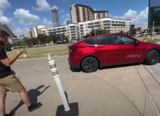 فيديوهات تكشف أخطاء مرعبة لتاكسي تسلا ذاتي القيادة فيديوهات تكشف أخطاء مرعبة لتاكسي تسلا ذاتي القيادة