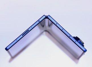 سامسونغ تكشف عن 3 هواتف قابلة للطي وفولد 7 يبرز بالنحافة سامسونغ تكشف عن 3 هواتف قابلة للطي وفولد 7 يبرز بالنحافة