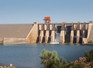 انقطاع الكهرباء عن 6 ولايات بسبب سد مروي خارج الخدمة انقطاع الكهرباء عن 6 ولايات بسبب سد مروي خارج الخدمة