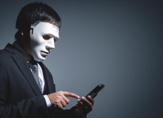 احذر.. المكالمات عبر الإنترنت قد تكون غير آمنة احذر.. المكالمات عبر الإنترنت قد تكون غير آمنة