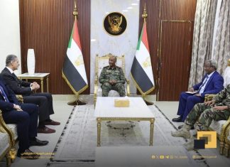 ناقشا ملفات ساخنة.. البرهان يلتقي السفير المصري في السودان ناقشا ملفات ساخنة.. البرهان يلتقي السفير المصري في السودان