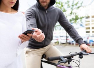 تدابير مهمة للحفاظ على أمان البيانات أثناء السفر تدابير مهمة للحفاظ على أمان البيانات أثناء السفر