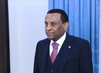 حكومة إدريس بالسودان.. لماذا تأخر تشكيلها؟ (تقرير) حكومة إدريس بالسودان.. لماذا تأخر تشكيلها؟ (تقرير)