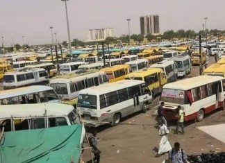 ميدان “أبو جنزير” موقفا لمواصلات ولاية الخرطوم.. مؤقتا ميدان “أبو جنزير” موقفا لمواصلات ولاية الخرطوم.. مؤقتا