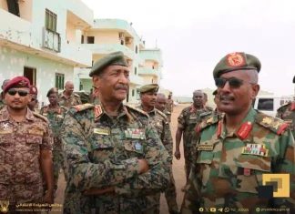 البرهان يتفقد جاهزية قواته في الخرطوم البرهان يتفقد جاهزية قواته في الخرطوم