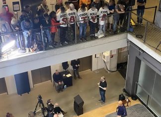 100 موظف من مايكروسوفت يتعهدون بعدم الرد على طلبات إسرائيل 100 موظف من مايكروسوفت يتعهدون بعدم الرد على طلبات إسرائيل