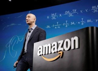 لقاءات سرية بين بيزوس وترامب: الأسباب والعلاقة بمسك لقاءات سرية بين بيزوس وترامب: الأسباب والعلاقة بمسك