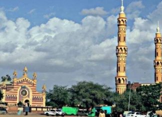 كادقلي في رحاب الاستقرار.. والوالي يتوعد المتورطين كادقلي في رحاب الاستقرار.. والوالي يتوعد المتورطين