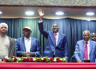 “تأسيس” يقترب من حسم تسمية رئيس الوزراء في حكومته “الموازية” “تأسيس” يقترب من حسم تسمية رئيس الوزراء في حكومته “الموازية”