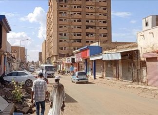 سوق أم درمان يستعيد حيويته بعد تحرير الخرطوم سوق أم درمان يستعيد حيويته بعد تحرير الخرطوم