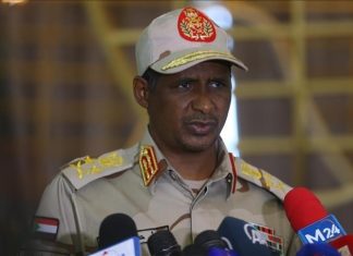 الحكومة والجيش يدينان إعلان “حكومة وهمية” للدعم السريع الحكومة والجيش يدينان إعلان "حكومة وهمية" للدعم السريع