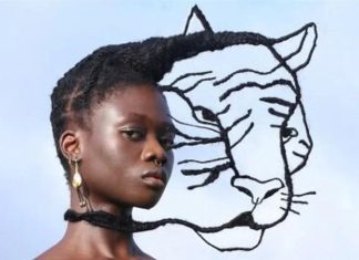 إبداع بلا حدود.. فنانة إفريقية تحول شعرها لمنحوتات إبداع بلا حدود.. فنانة إفريقية تحول شعرها لمنحوتات