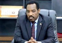 مسؤول حكومي يتعهد بتضييق دائرة الفقر في السودان مسؤول حكومي يتعهد بتضييق دائرة الفقر في السودان