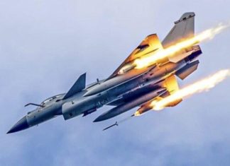 الجيش السوداني يبعث رسائل جوية قاصفة لحكومة “تأسيس” الجيش السوداني يبعث رسائل جوية قاصفة لحكومة “تأسيس”