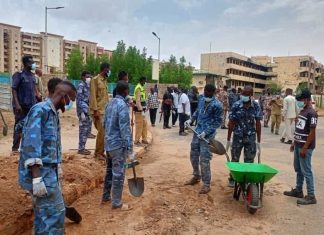 والي الخرطوم يدشن إعادة تأهيل الدفاع المدني والي الخرطوم يدشن إعادة تأهيل الدفاع المدني