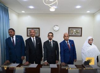 قسم ووزراء جدد أمام رئيس مجلس السيادة قسم ووزراء جدد أمام رئيس مجلس السيادة