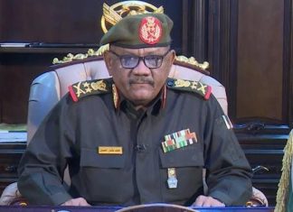 رئيس أركان الجيش السوداني يدلي بتصريحات مهمة رئيس أركان الجيش السوداني يدلي بتصريحات مهمة