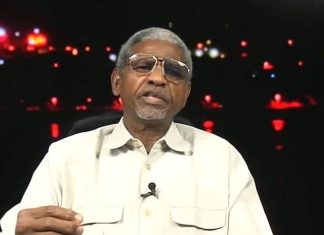 ضابط بالجيش يكشف عن عمليات إسقاط جوي للغذاء والدعم العسكري للفاشر ضابط بالجيش يكشف عن عمليات إسقاط جوي للغذاء والدعم العسكري للفاشر