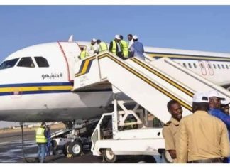 سودانير تبدأ نقل السودانيين من الخارج طوعياً سودانير تبدأ نقل السودانيين من الخارج طوعياً