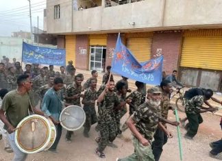 شاهد زفة “المولد النبوي الشريف” في السودان بعد غياب عامين شاهد زفة “المولد النبوي الشريف” في السودان بعد غياب عامين