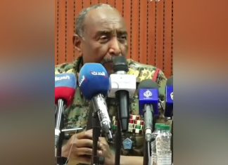البرهان: السودان يتعرض لهجمات سيبرانية شرسة البرهان: السودان يتعرض لهجمات سيبرانية شرسة