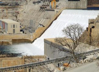 مصر والسودان يؤكدان أن السد الإثيوبي يمثل “تهديدا” مصر والسودان يؤكدان أن السد الإثيوبي يمثل "تهديدا"