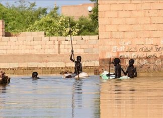 نزوح 581 أسرة وانهيار منازل بسبب السيول بالسودان نزوح 581 أسرة وانهيار منازل بسبب السيول بالسودان