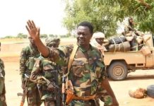 مناوي يحتفل بتحرير بارا على طريقته الخاصة مناوي يحتفل بتحرير بارا على طريقته الخاصة