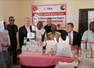 “تيكا” التركية تدعم المزارعين السودانيين في مدينة طوكر "تيكا" التركية تدعم المزارعين السودانيين في مدينة طوكر