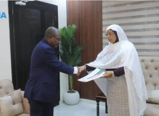 حكومة الأمل تكافح فساد الوزراء بإقرار الذمة حكومة الأمل تكافح فساد الوزراء بإقرار الذمة