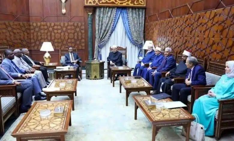 الأزهر الشريف يدعم التعليم ويصدر قرارات للطلاب السودانيين الأزهر الشريف يدعم التعليم ويصدر قرارات للطلاب السودانيين