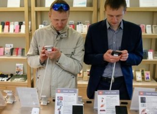 تقرير يكشف أكثر الهواتف أعطالا: آيفون وسامسونغ تقرير يكشف أكثر الهواتف أعطالا: آيفون وسامسونغ